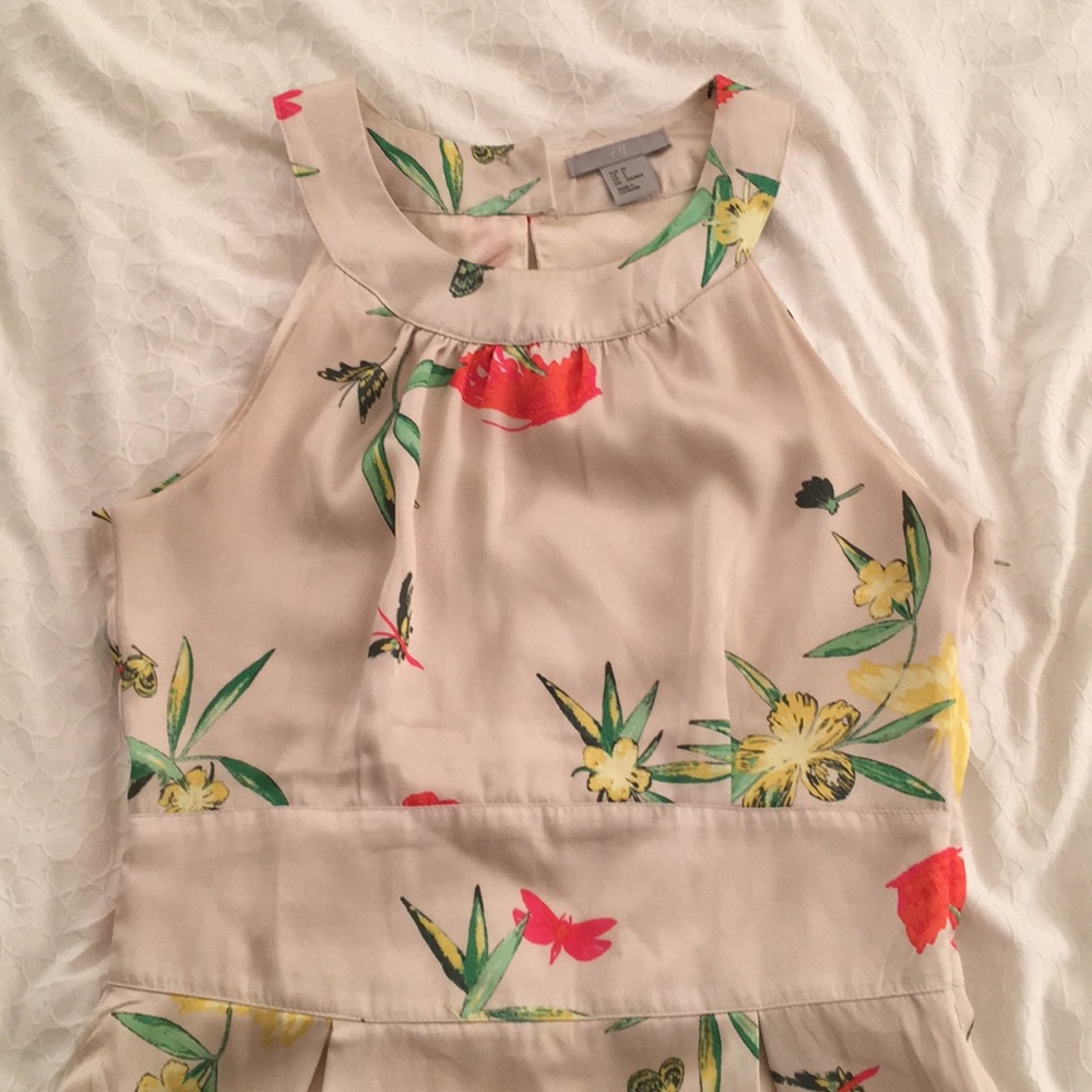 Satin tropical print fitted dress